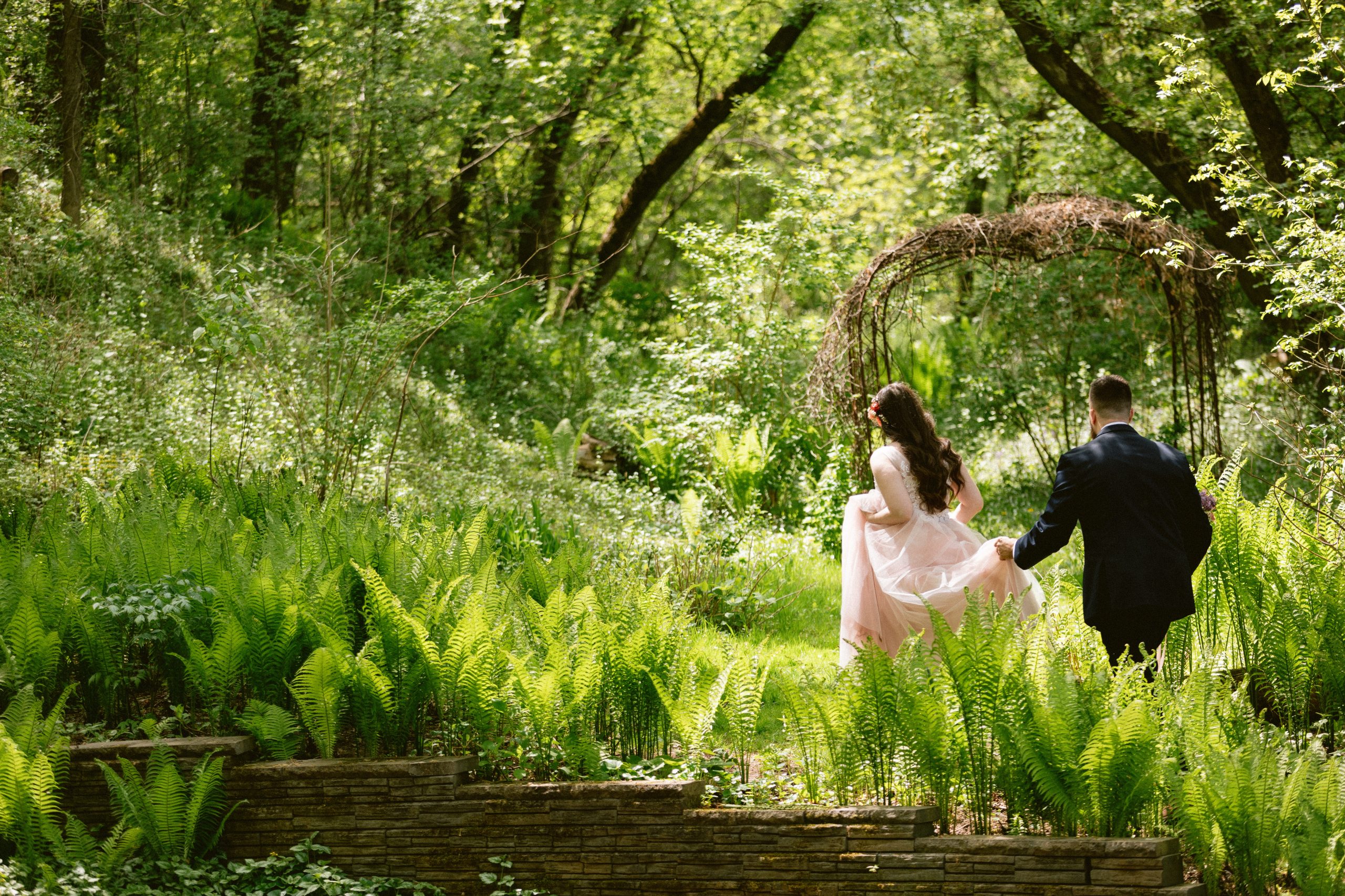 Camrose Hill - Outdoor Wedding Venue and Florist
